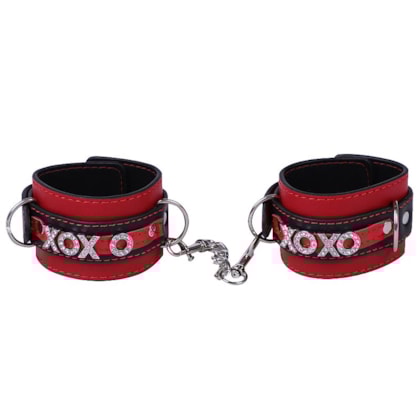Algema Com Corrente, Fivelas em Couro e Palavra XOXO em Strass Brilhante
