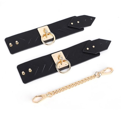 Algema de Luxo em Couro com Corrente e Fivelas